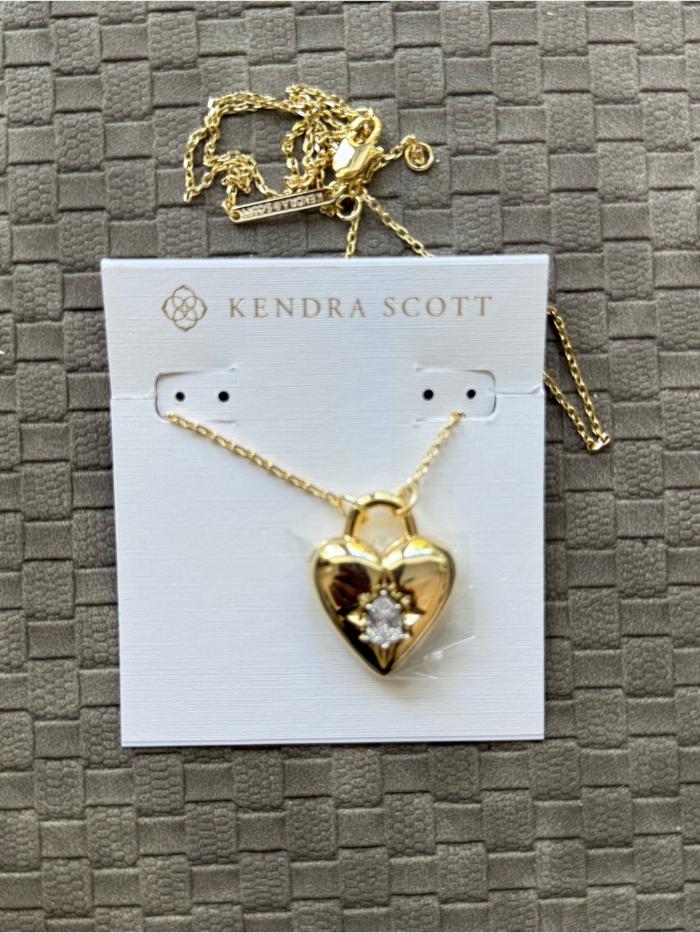 Kendra Scott Bold Heirloom Gold‎ Heart Locket Necklace with Crystal Accent NEW